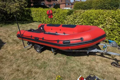 2020 Custom 4 Metre SIB