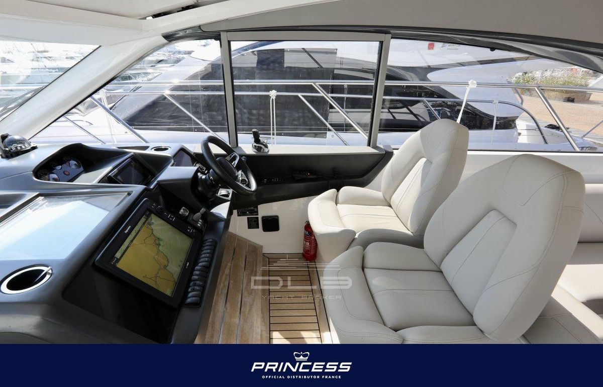 2018 Princess 50 
