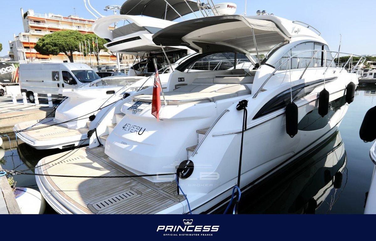 2018 Princess 50 