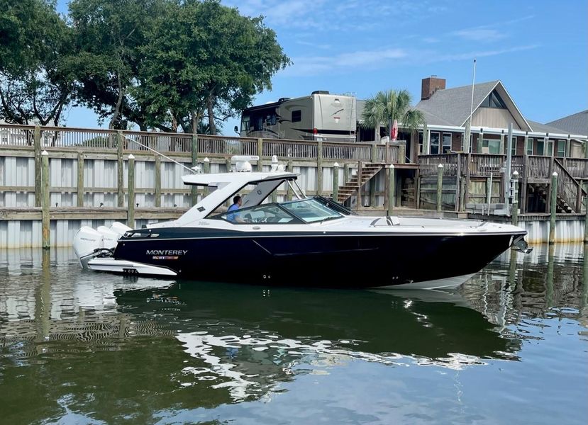 2021 Monterey 385 SE
