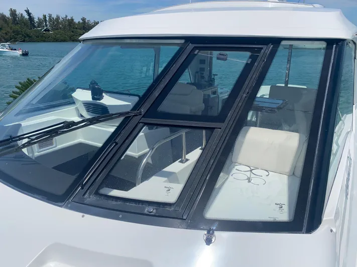 Bushels Of Fun VII Yacht Photos Pics 