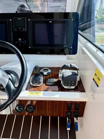 Bushels Of Fun VII Yacht Photos Pics 