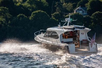 Yacht
