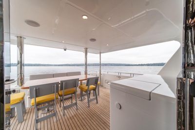 Yacht
