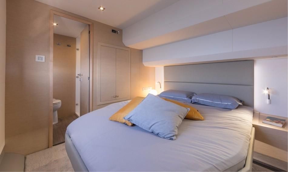 2022 Fountaine Pajot 46 