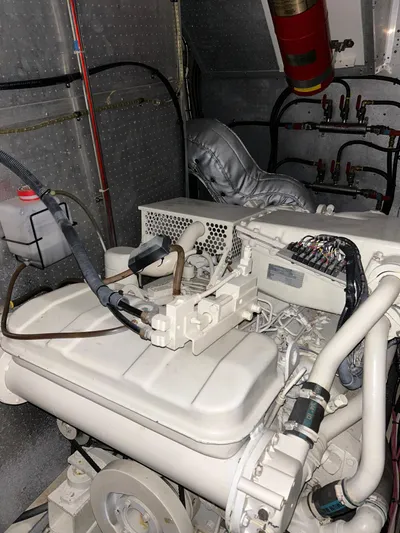 Broker Of Venice Yacht Photos Pics 