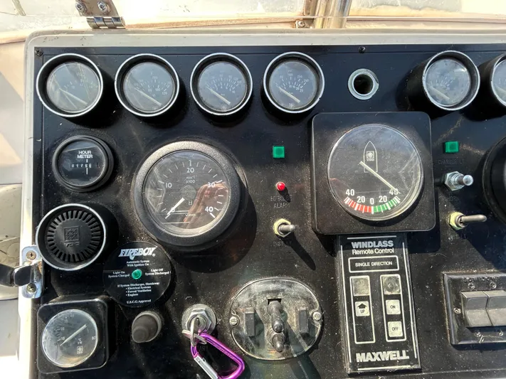 Broker Of Venice Yacht Photos Pics 