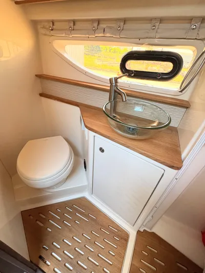  Yacht Photos Pics Head w separate shower