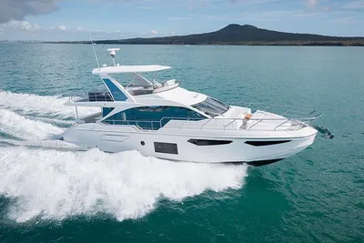 Azimut Fly 60