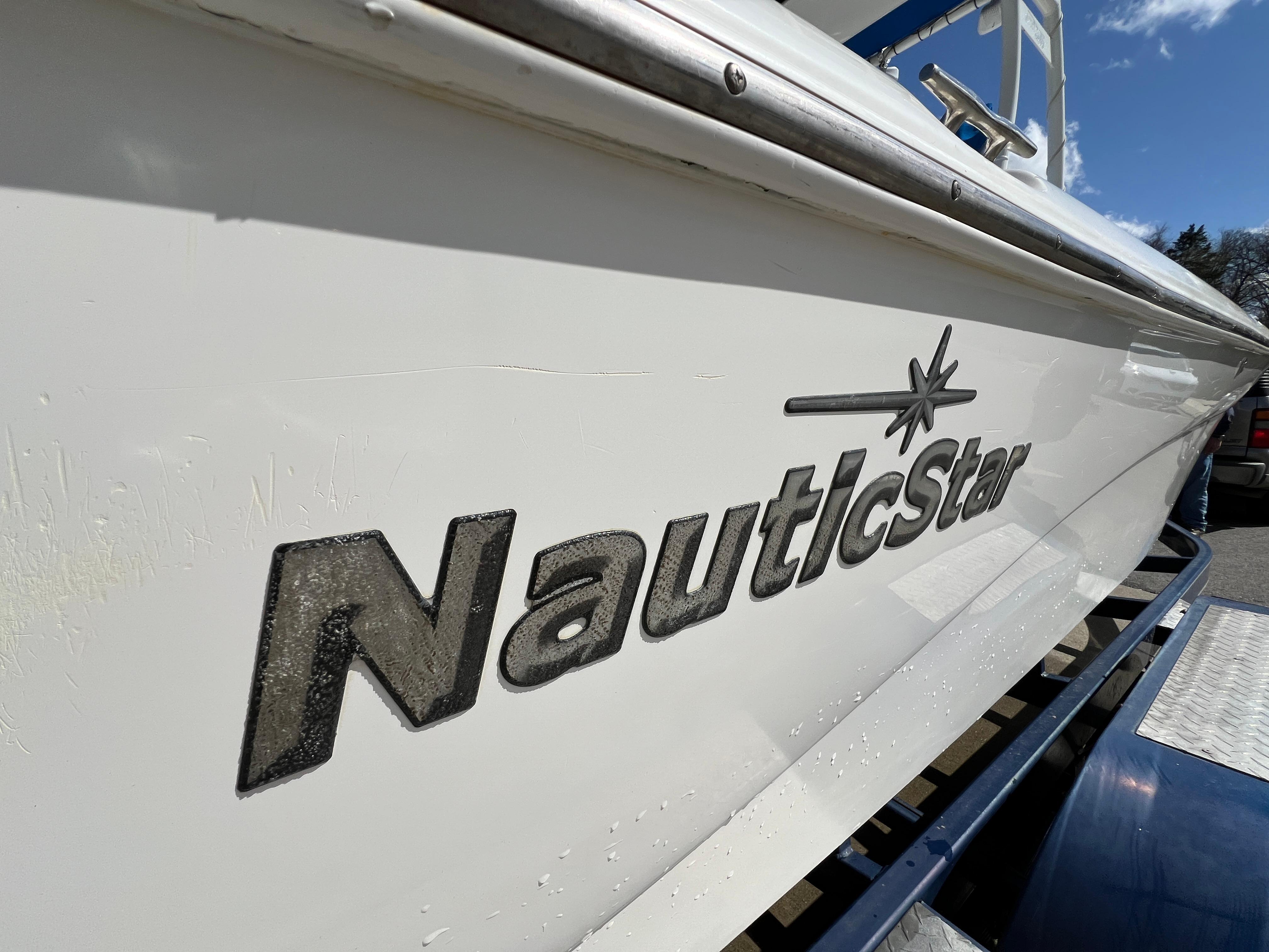 2014 NauticStar 2110 Nautic Bay Sport Center Console for sale - YachtWorld