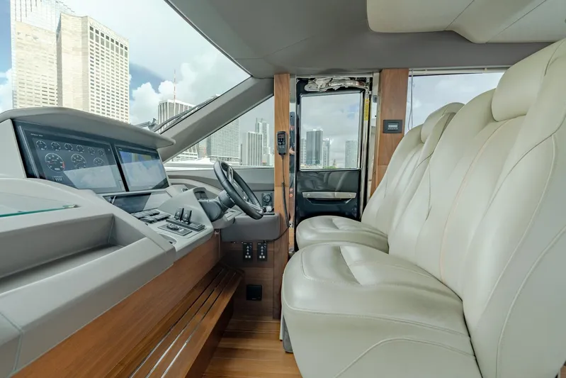 Definite Maybe Yacht Photos Pics 