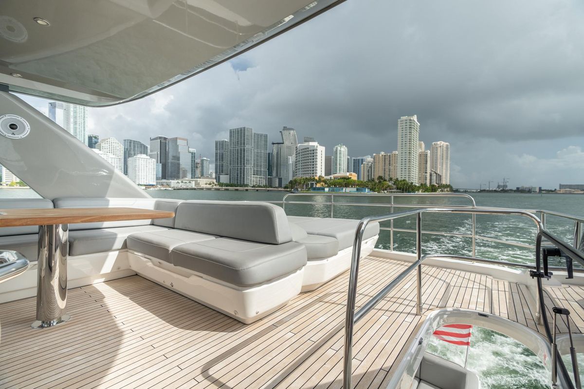 2019 Princess 70 