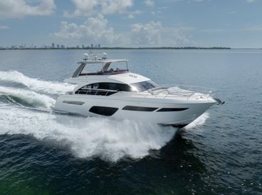 2019 70' Princess-F70 Miami Beach, FL, US