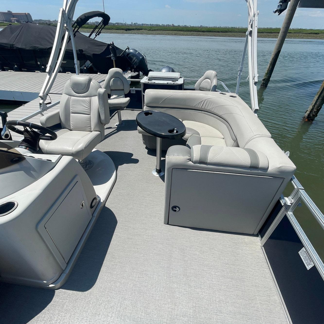 2018 SunChaser 22 Cruise Pontoon for sale - YachtWorld