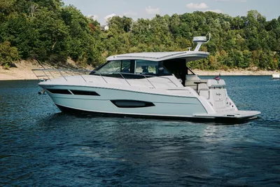 Regal 38 Grande Coupe