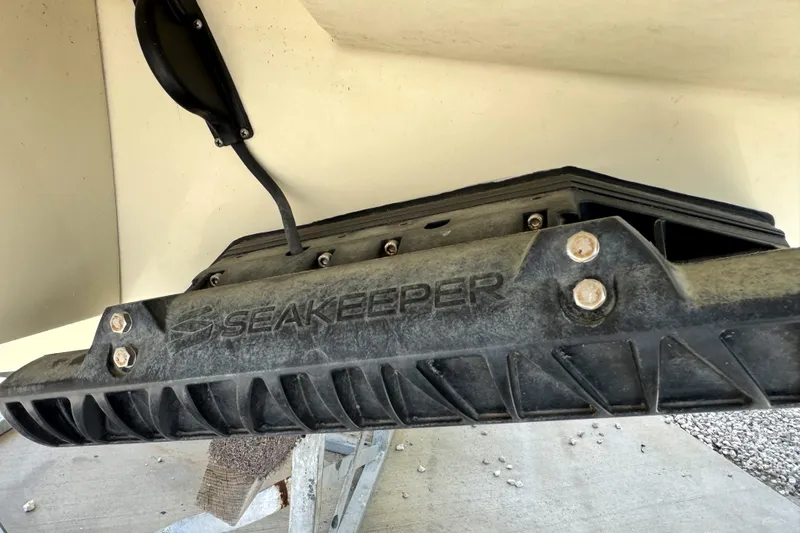  Yacht Photos Pics Seakeeper stabilizer on 2023 Chris-Craft Launch 28 GT boat, close-up view.