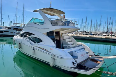 2007 Cruisers Yachts 447 Sport Sedan