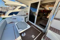 2007 Cruisers Yachts 447 Sport Sedan, luxurious deck and interior view.