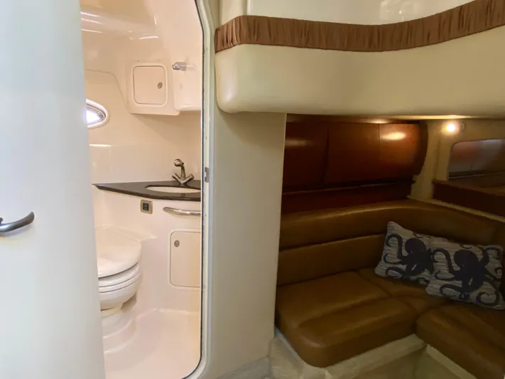 Mojo Risin Yacht Photos Pics 