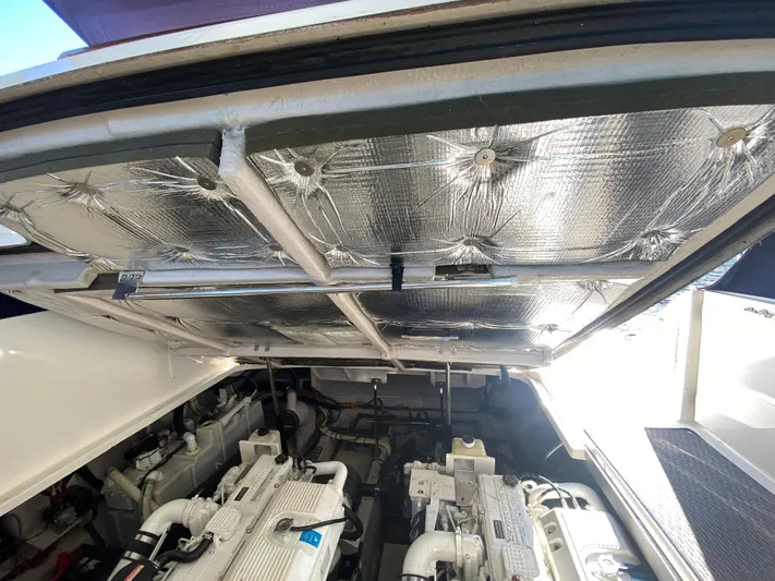 Mojo Risin Yacht Photos Pics 