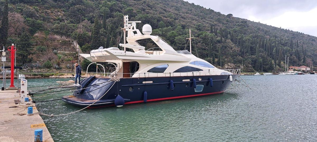 2008 Azimut 78 