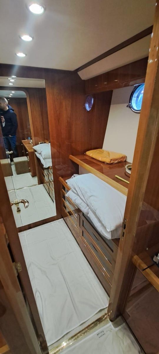 2008 Azimut 78 
