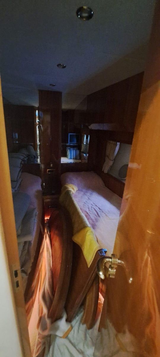 2008 Azimut 78 
