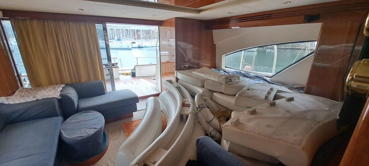 2008 Azimut 78 