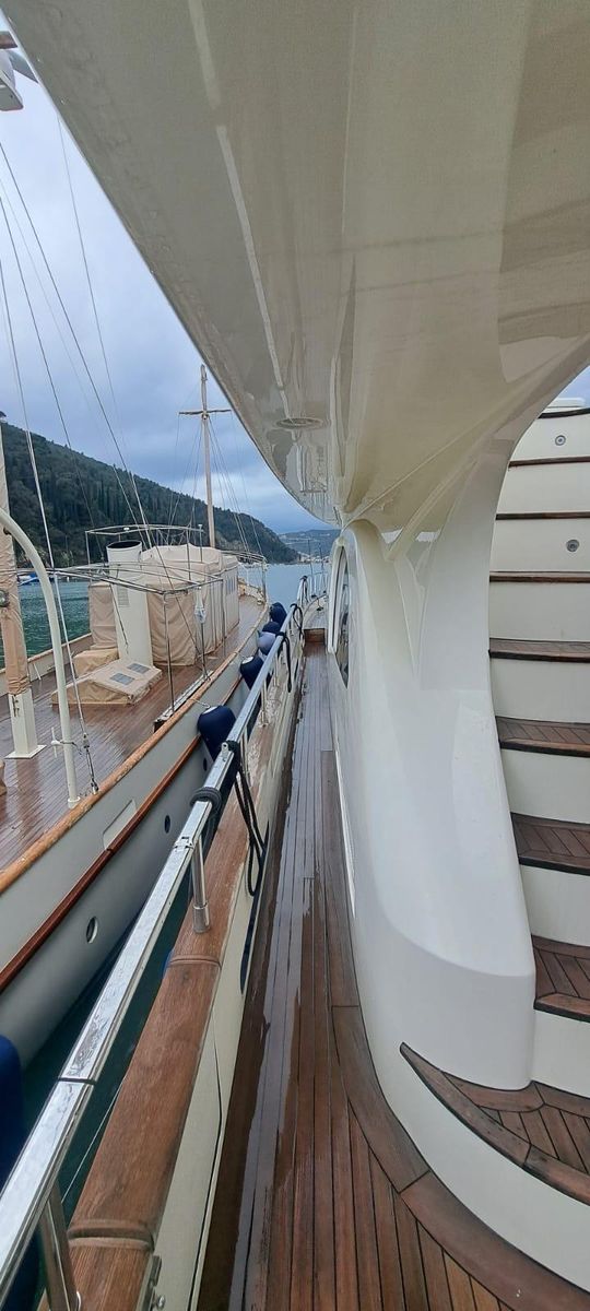 2008 Azimut 78 