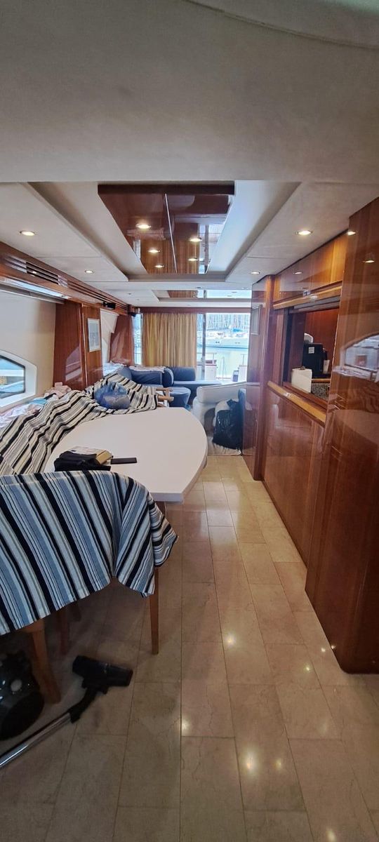 2008 Azimut 78 