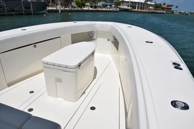  Yacht Photos Pics 2015 SeaVee 370z boat deck with storage and seating.