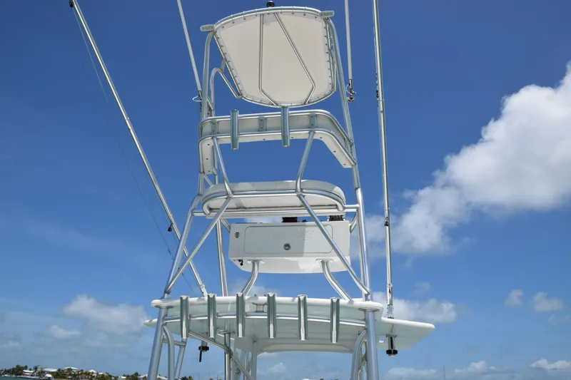  Yacht Photos Pics 2015 SeaVee 370z boat tower against a clear blue sky.