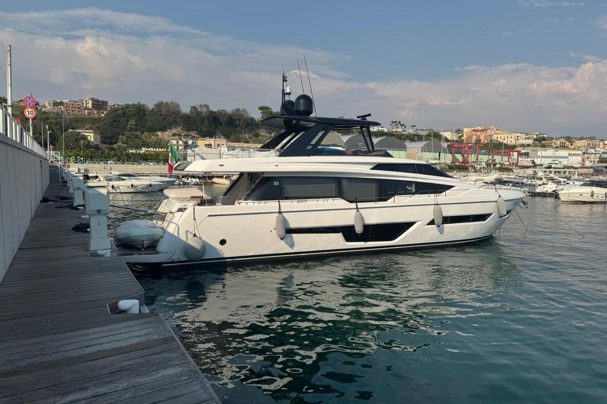 2023 Ferretti Yachts 78 