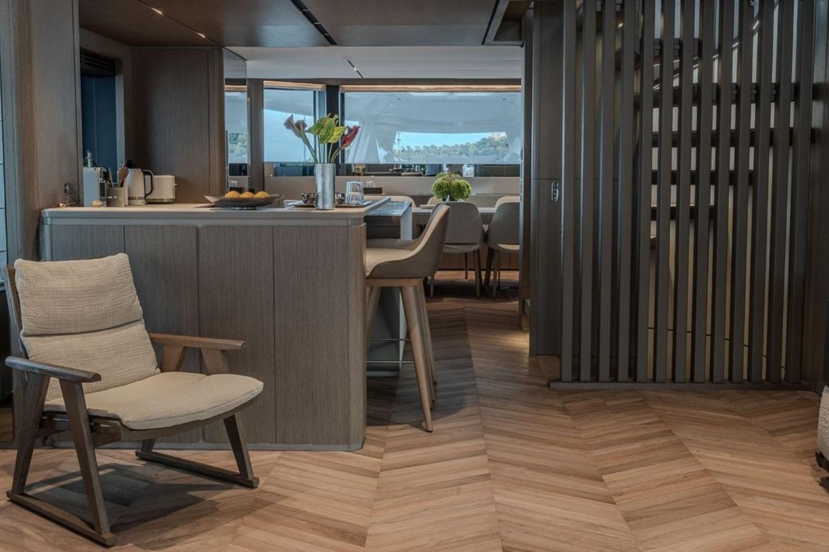 2025 Ferretti Yachts 85 