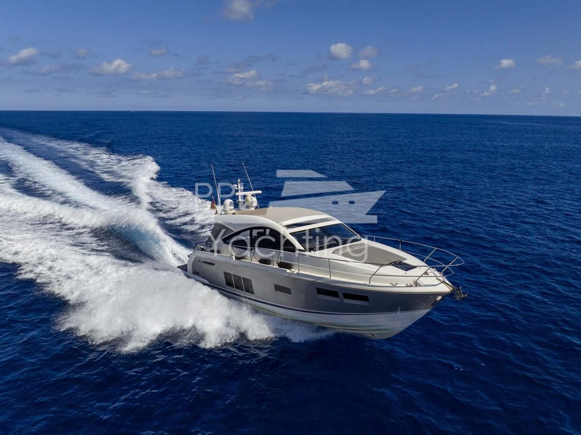 2014 Fairline 50 