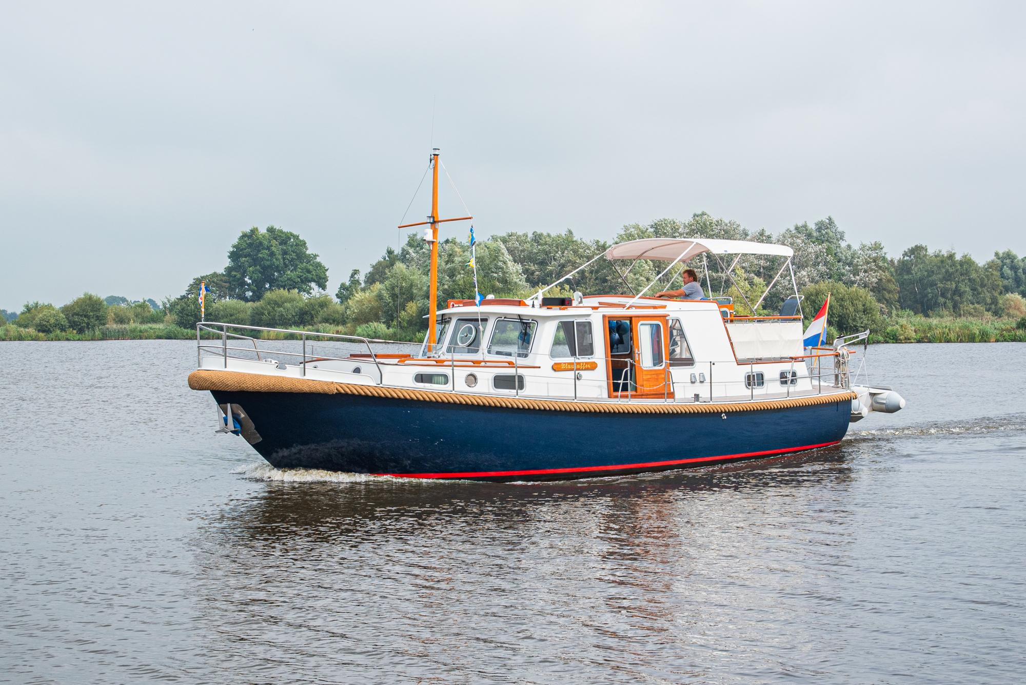 Vlet Sudsee 1220 | 1997 | 12m | Boatshop24