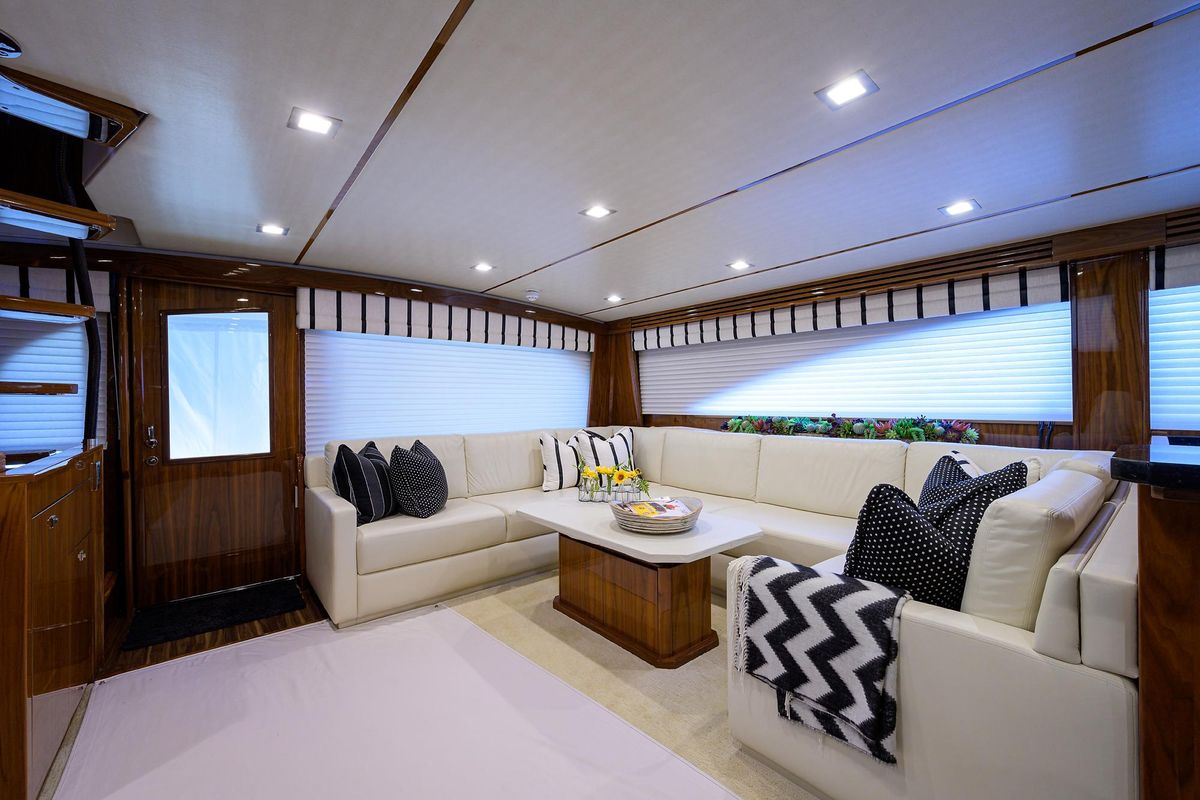 2017 Viking 80 