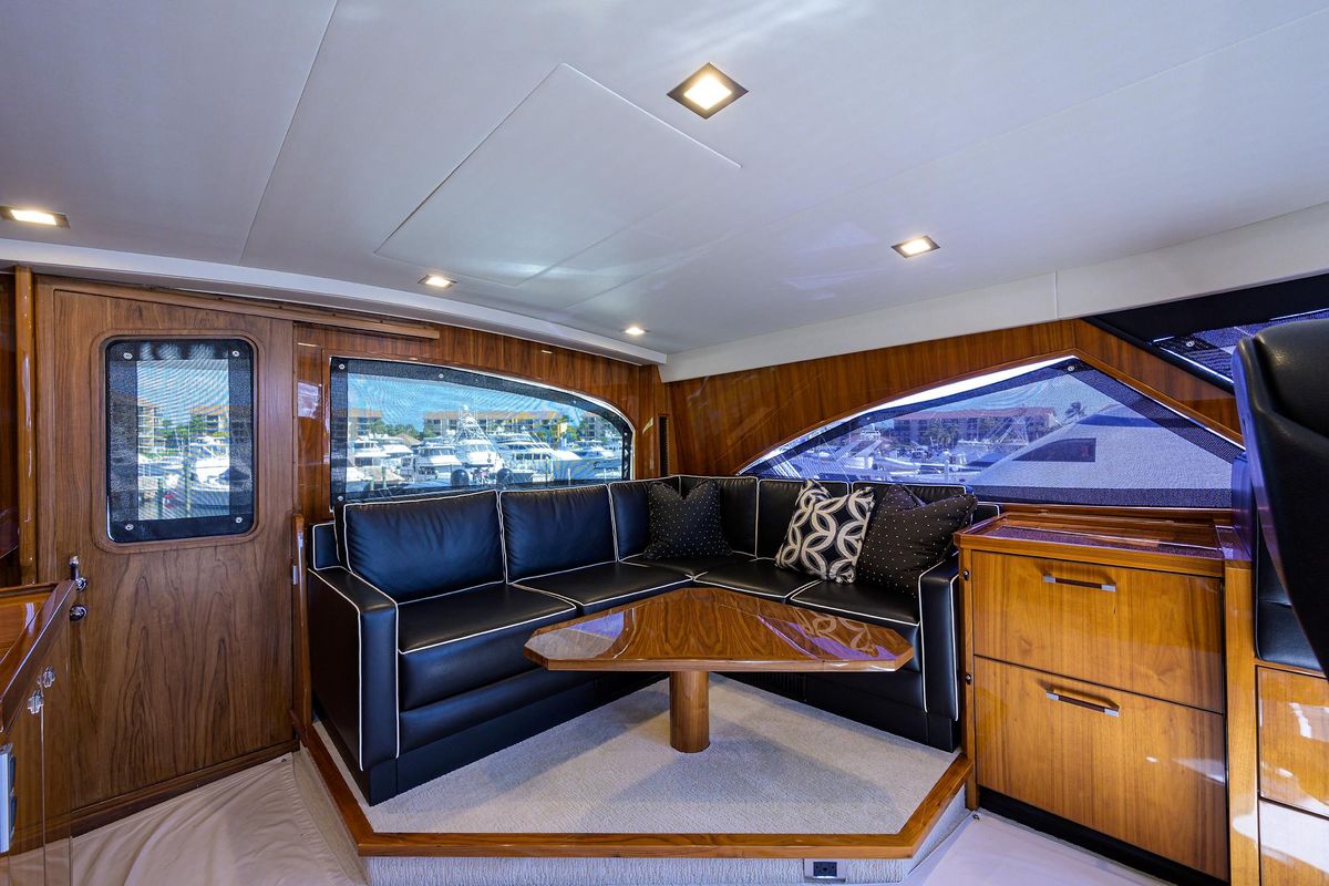 2017 Viking 80 