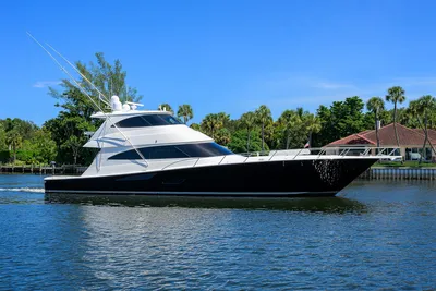 Viking 80 Enclosed