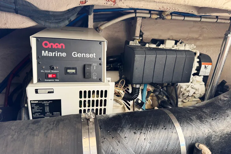  Yacht Photos Pics Onan Marine Genset in 2003 Sea Ray 420 Sundancer engine room.