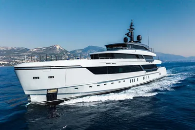 Sanlorenzo 57Steel