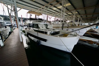 Delphia D12 Fly Lounge