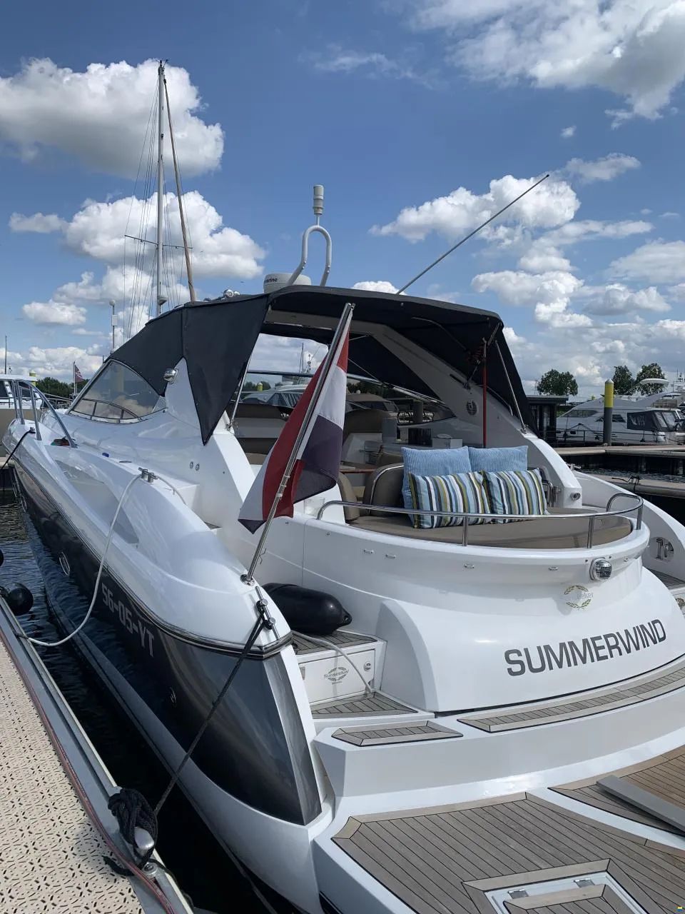 2004 Sunseeker Portofino 46