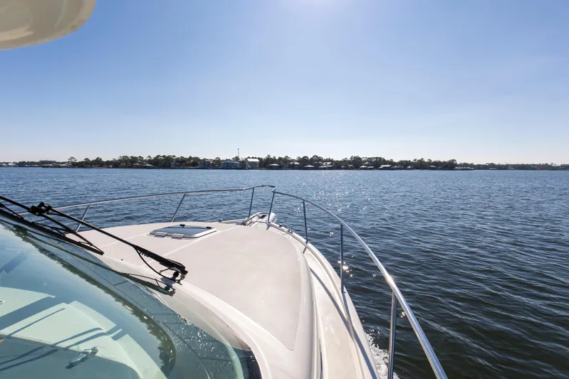 Still Noodling Yacht Photos Pics 2012 Pursuit 345 Offshore Foredeck