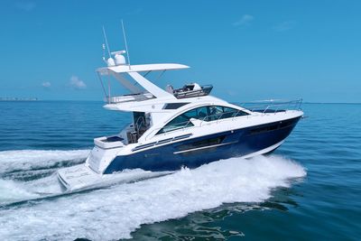 Yacht