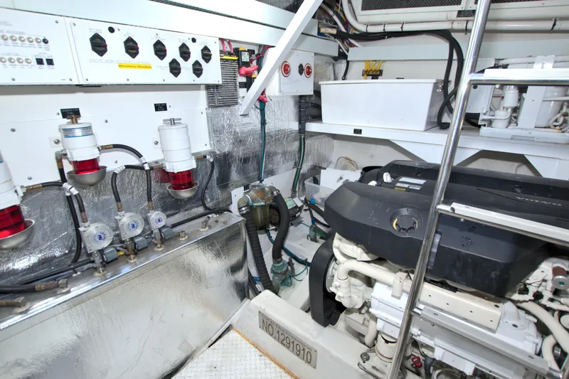 Stepping Stone V Yacht Photos Pics 