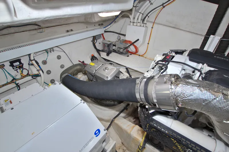 Stepping Stone V Yacht Photos Pics 