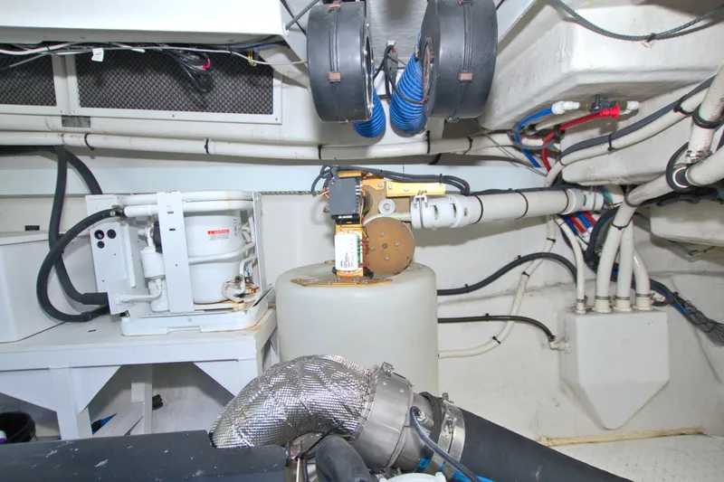 Stepping Stone V Yacht Photos Pics 