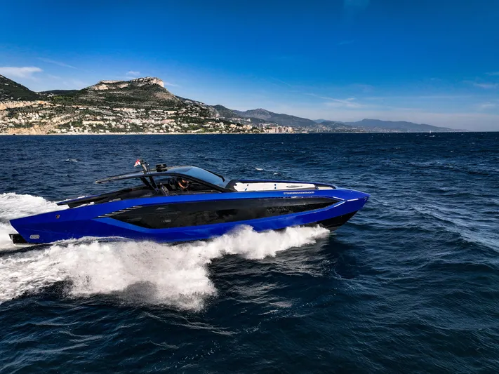 Lamborghini L63 Yacht Photos Pics 