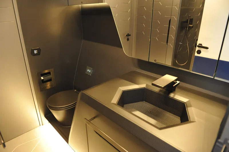 Lamborghini L63 Yacht Photos Pics 